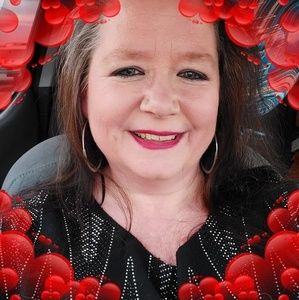 Meet your Posher, Cathy